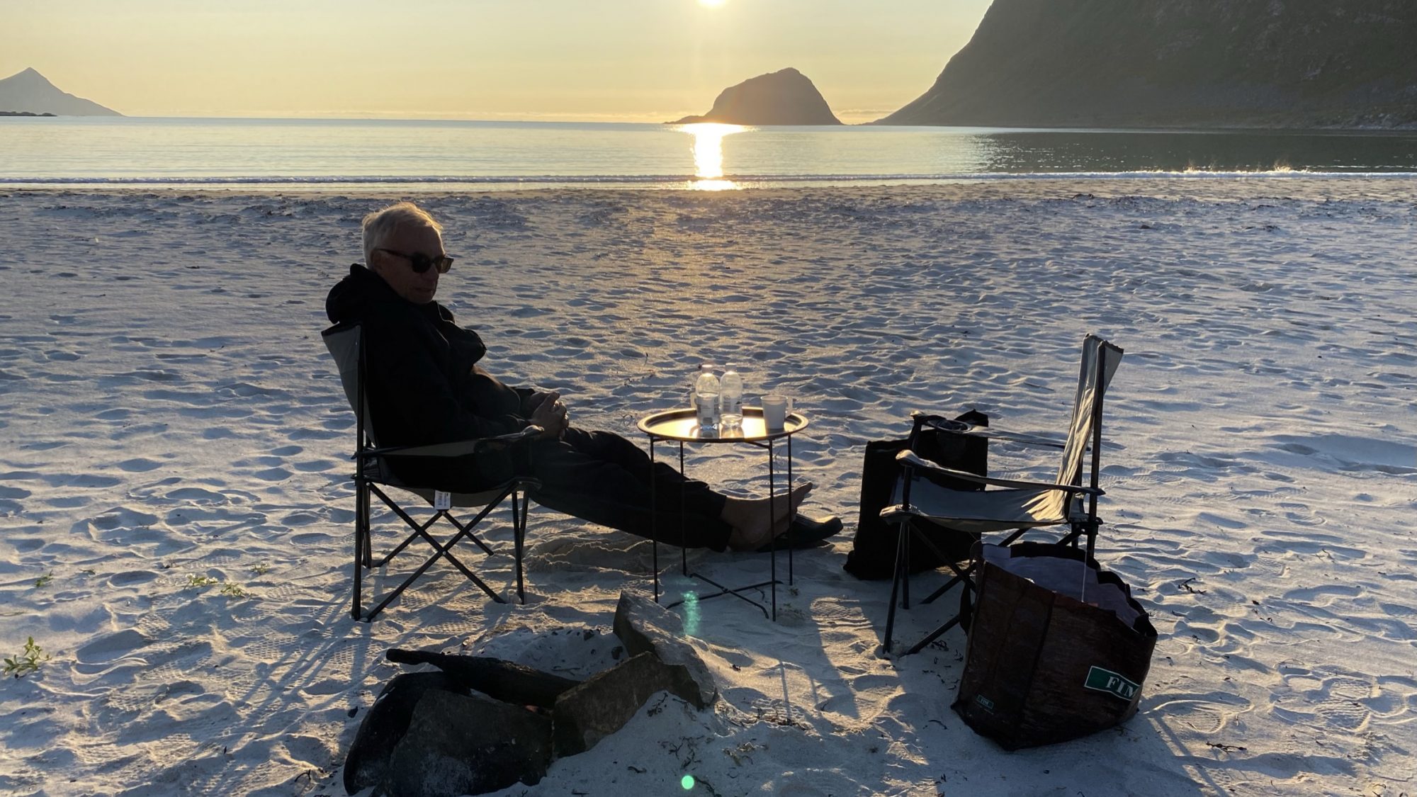 Lofoten hiking: campfire at Hauklandsstranda