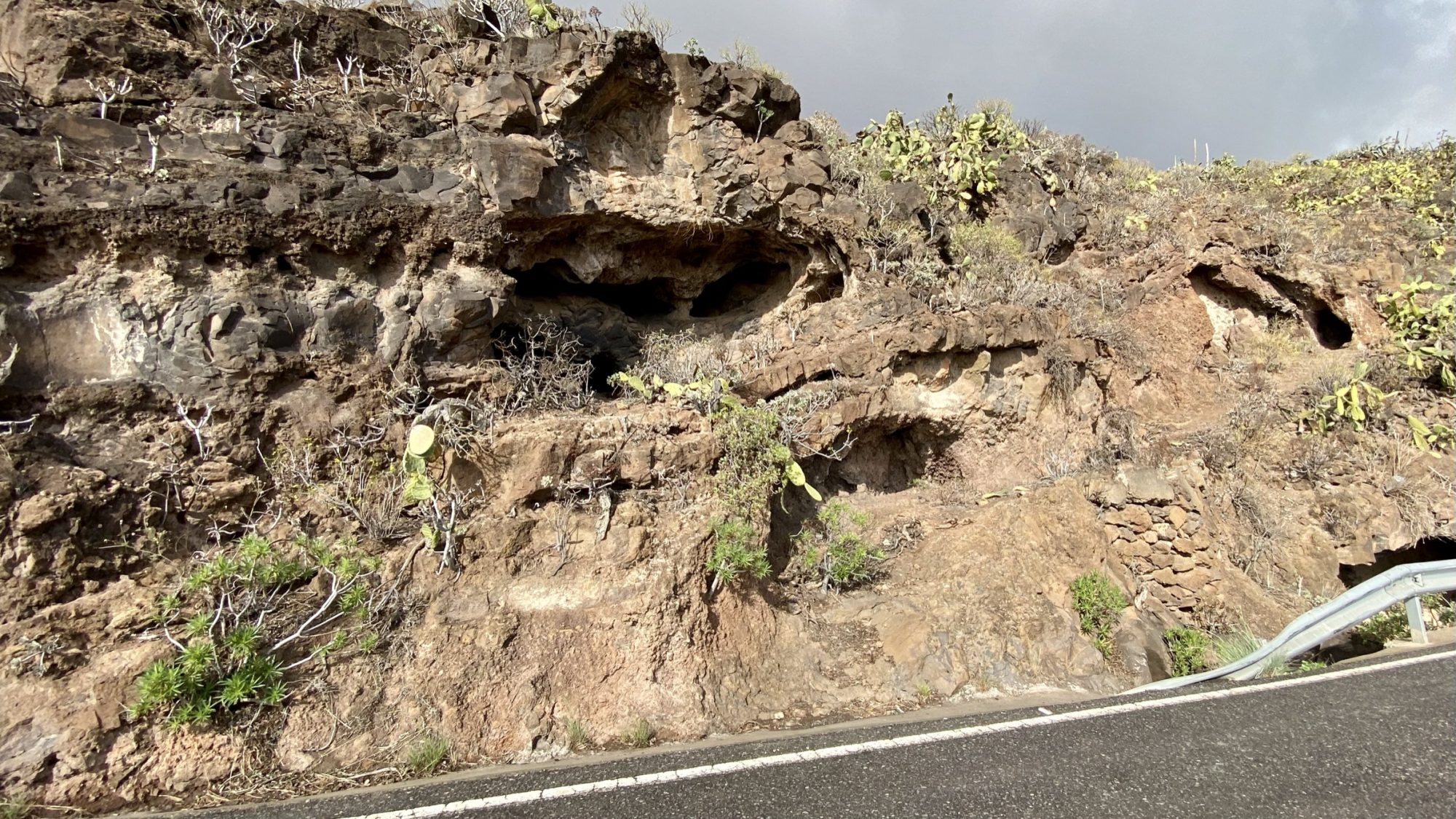 A typical roadside cave on the Gran Canaria east coast drive A typical roadside cave on the Gran Canaria east coast drive