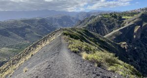 Gran Canaria east coast drive: hike around Caldera Bandama