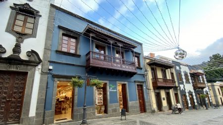 Las Palmas mountain trip: view of Teror