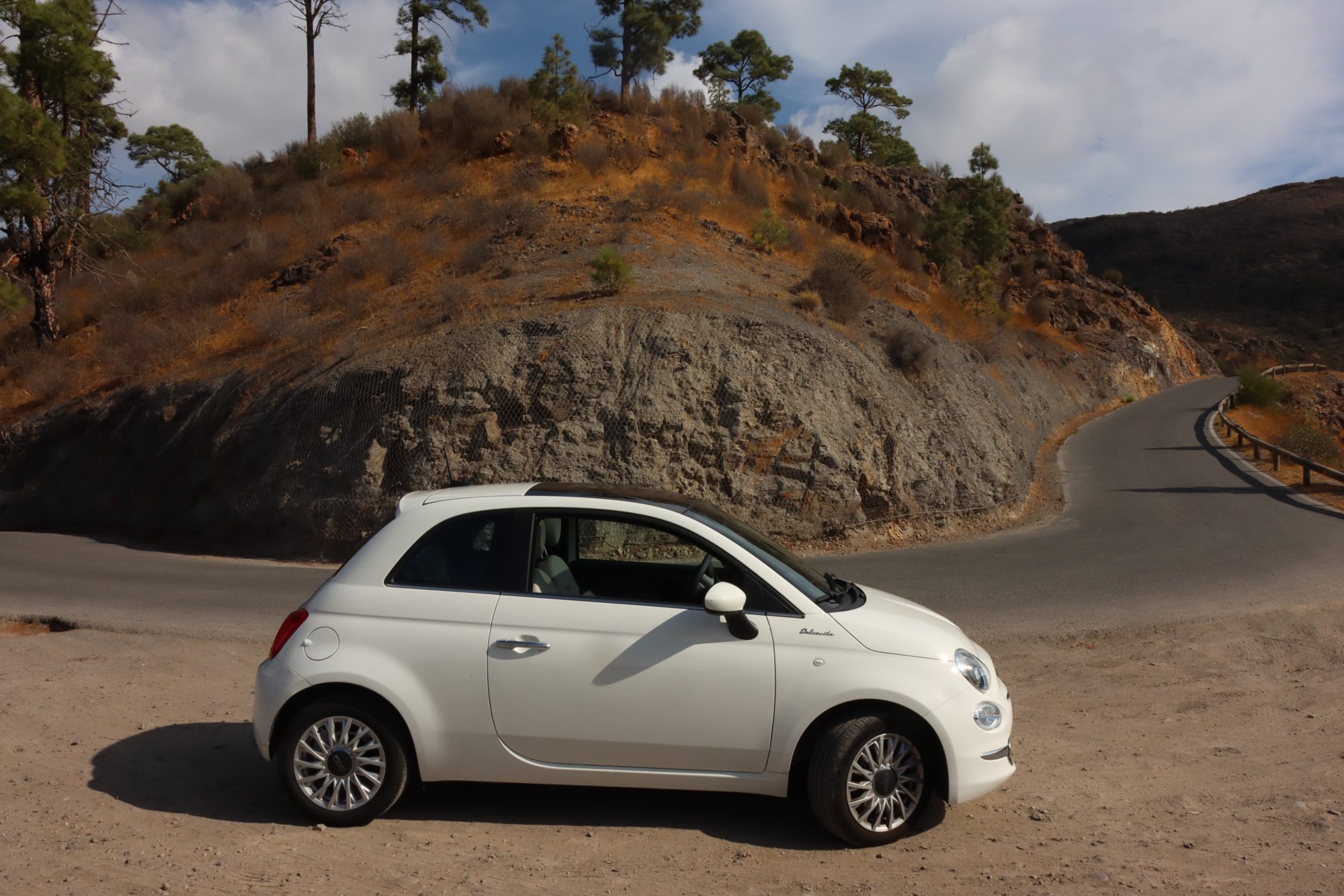 Exploring Gran Canaria by rental car Driving in Gran Canaria