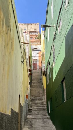 Narrow lane and steep stairs of Vegueta
