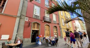 The colourful old town of Las Palmas, Gran Canaria